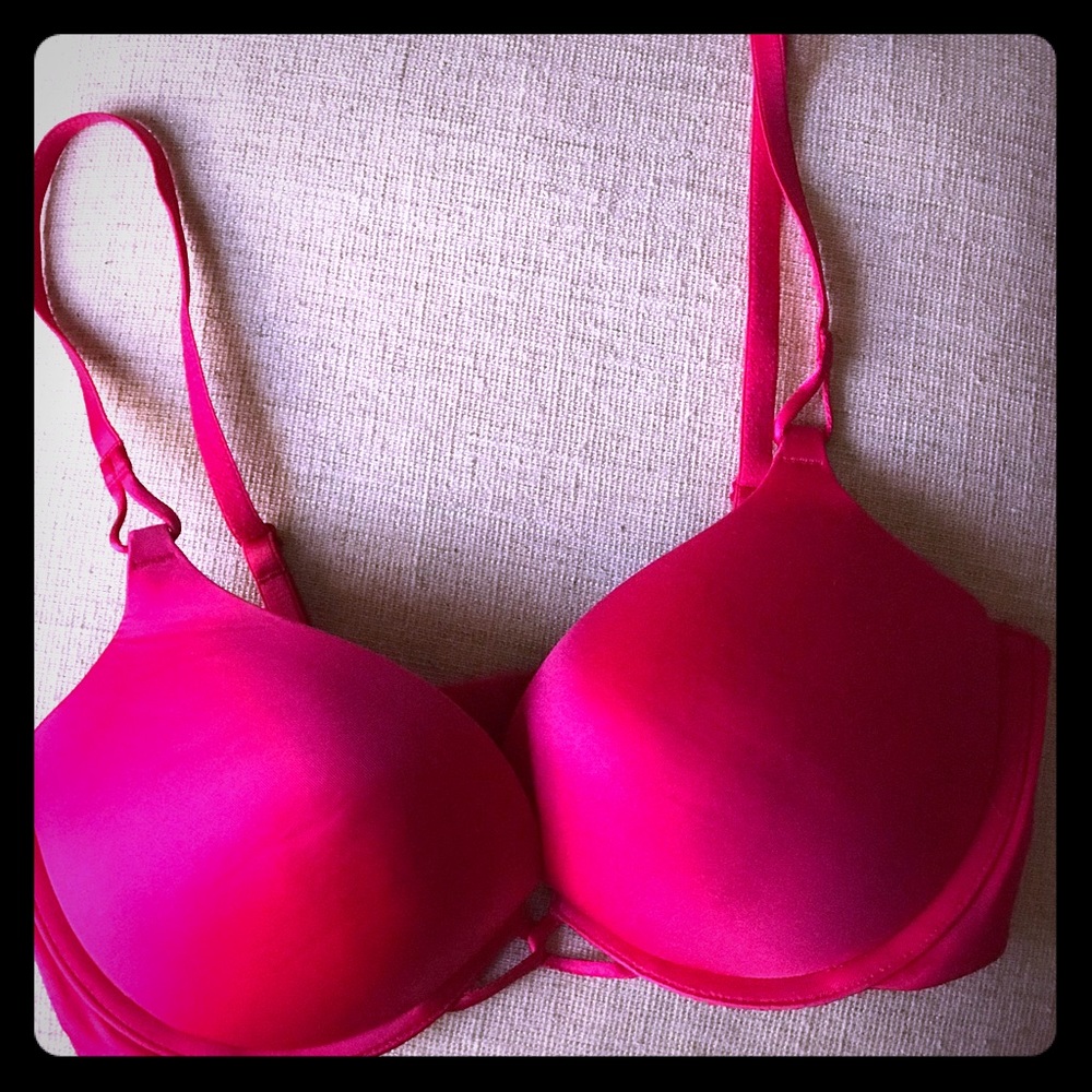 💥Sexy - VS - Miraculous Plunge Bra !!💥💥